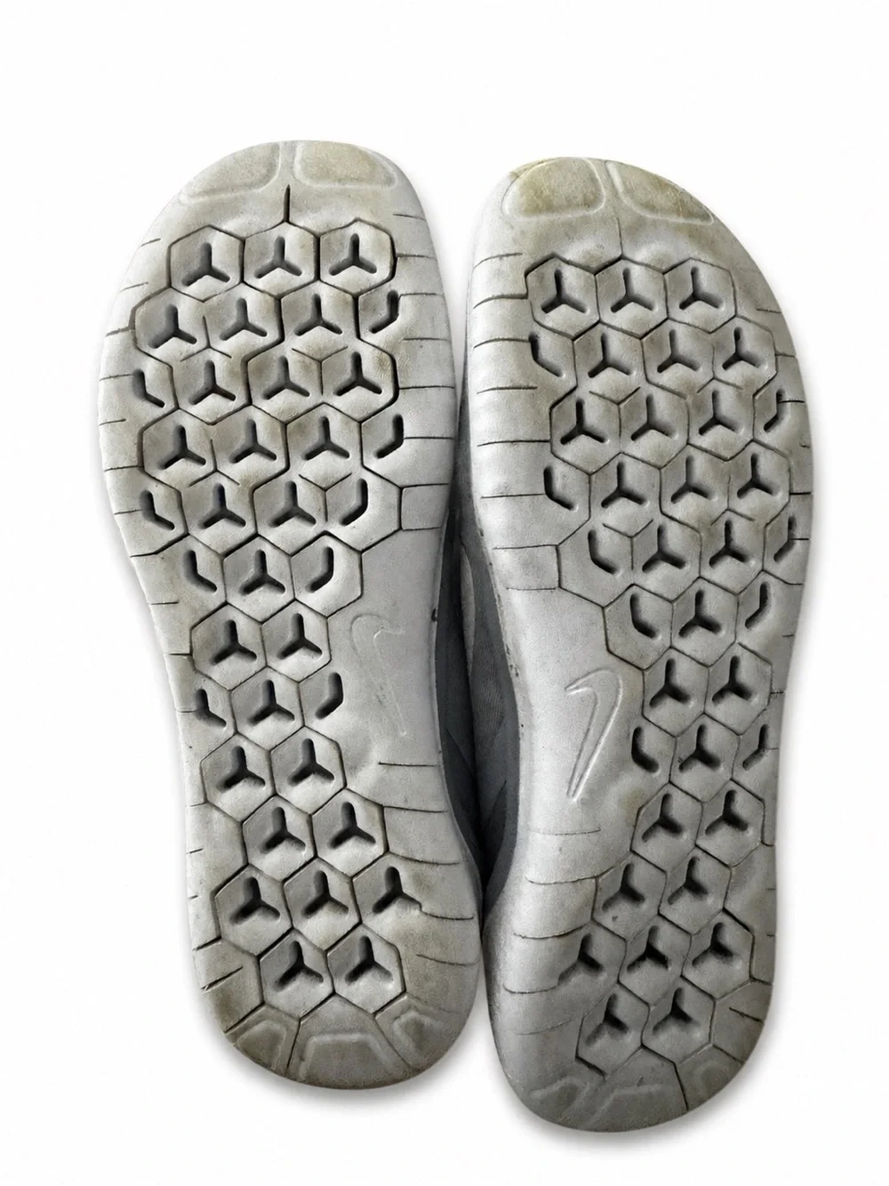 Nike Free RN 2018 Wolf Grey Running Shoes Women’s Size 8